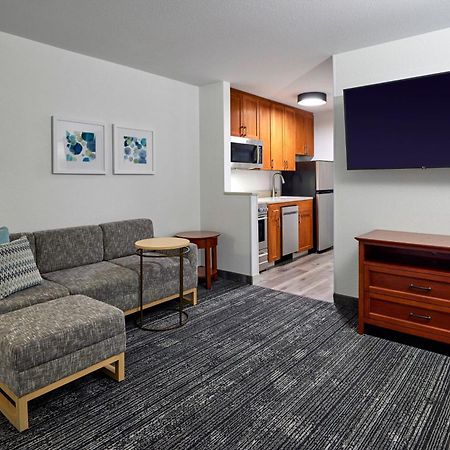 Towneplace Suites Μέντφορντ Εξωτερικό φωτογραφία