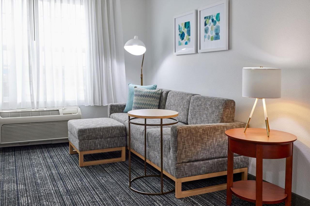 Towneplace Suites Μέντφορντ Εξωτερικό φωτογραφία