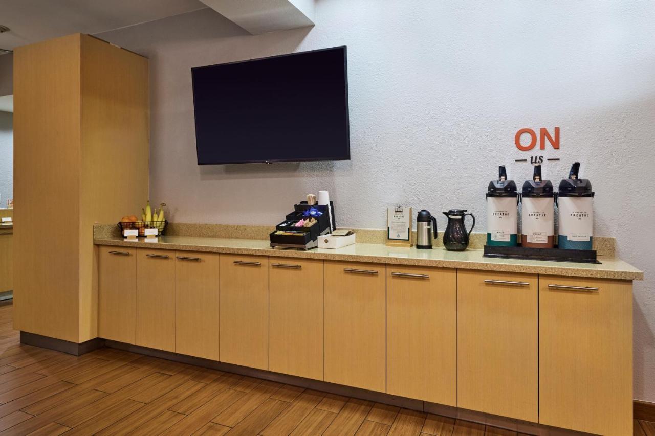 Towneplace Suites Μέντφορντ Εξωτερικό φωτογραφία