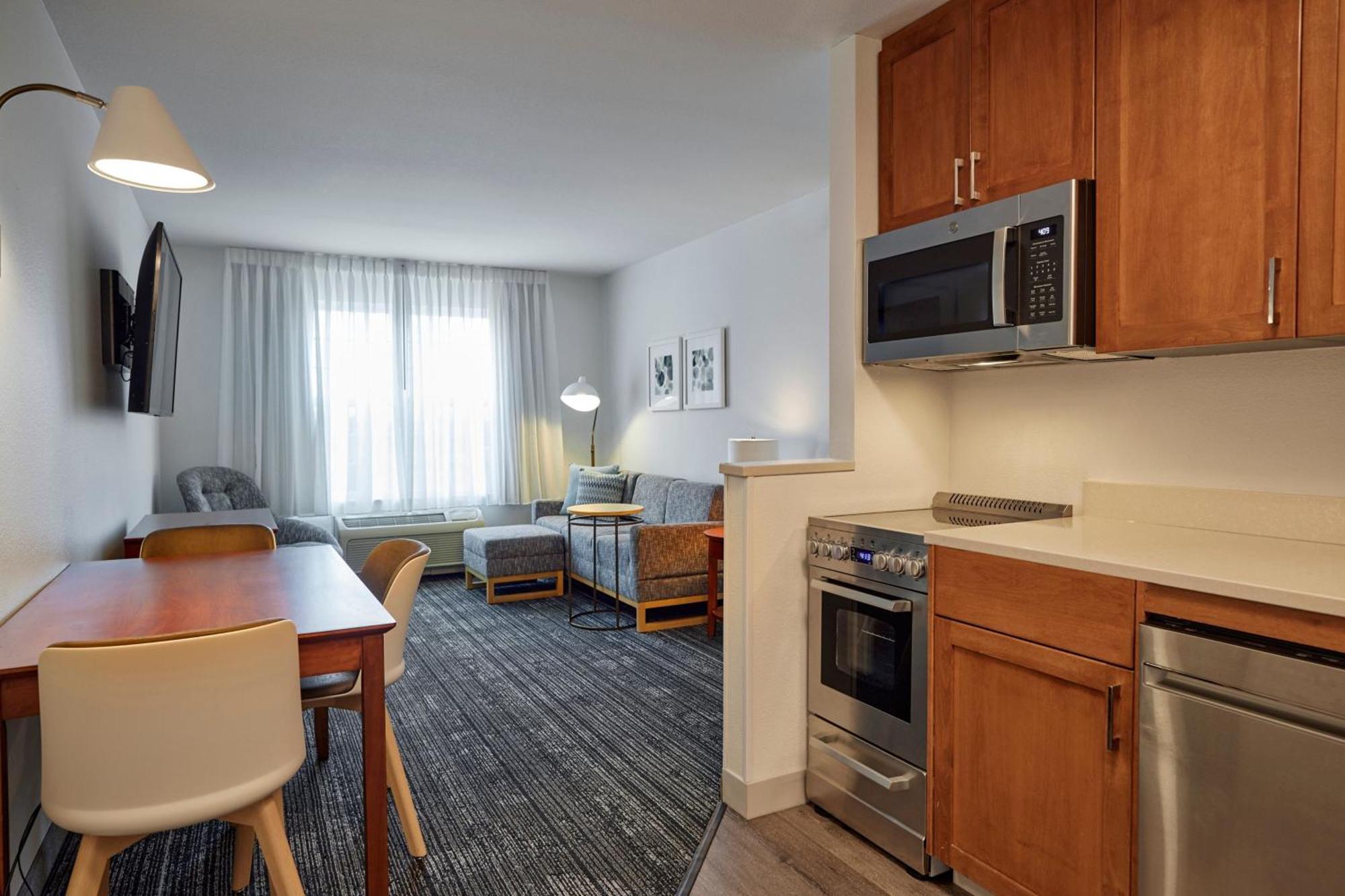 Towneplace Suites Μέντφορντ Εξωτερικό φωτογραφία