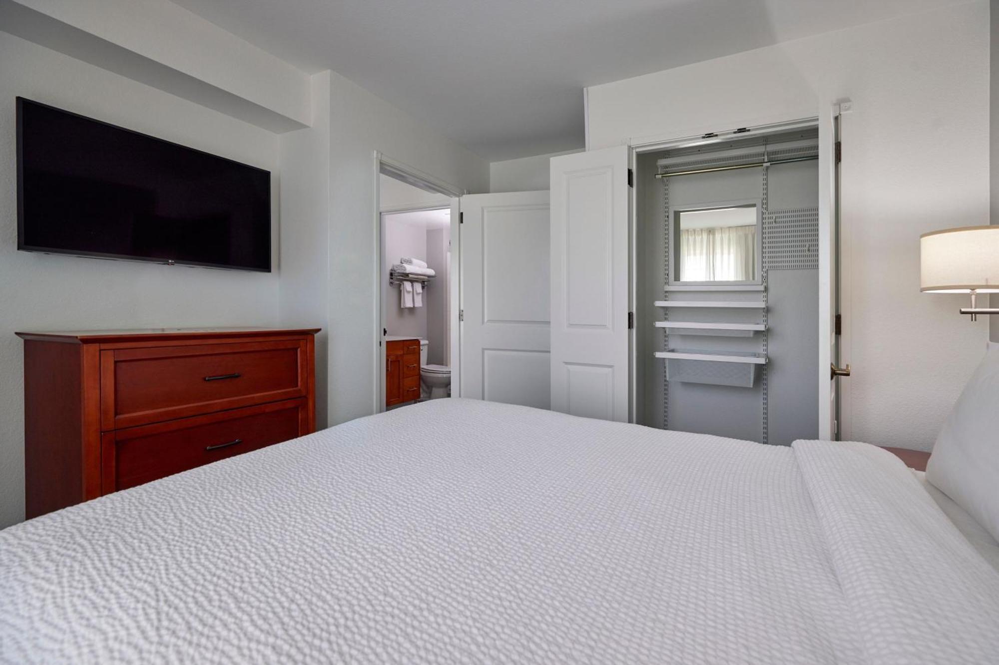 Towneplace Suites Μέντφορντ Εξωτερικό φωτογραφία