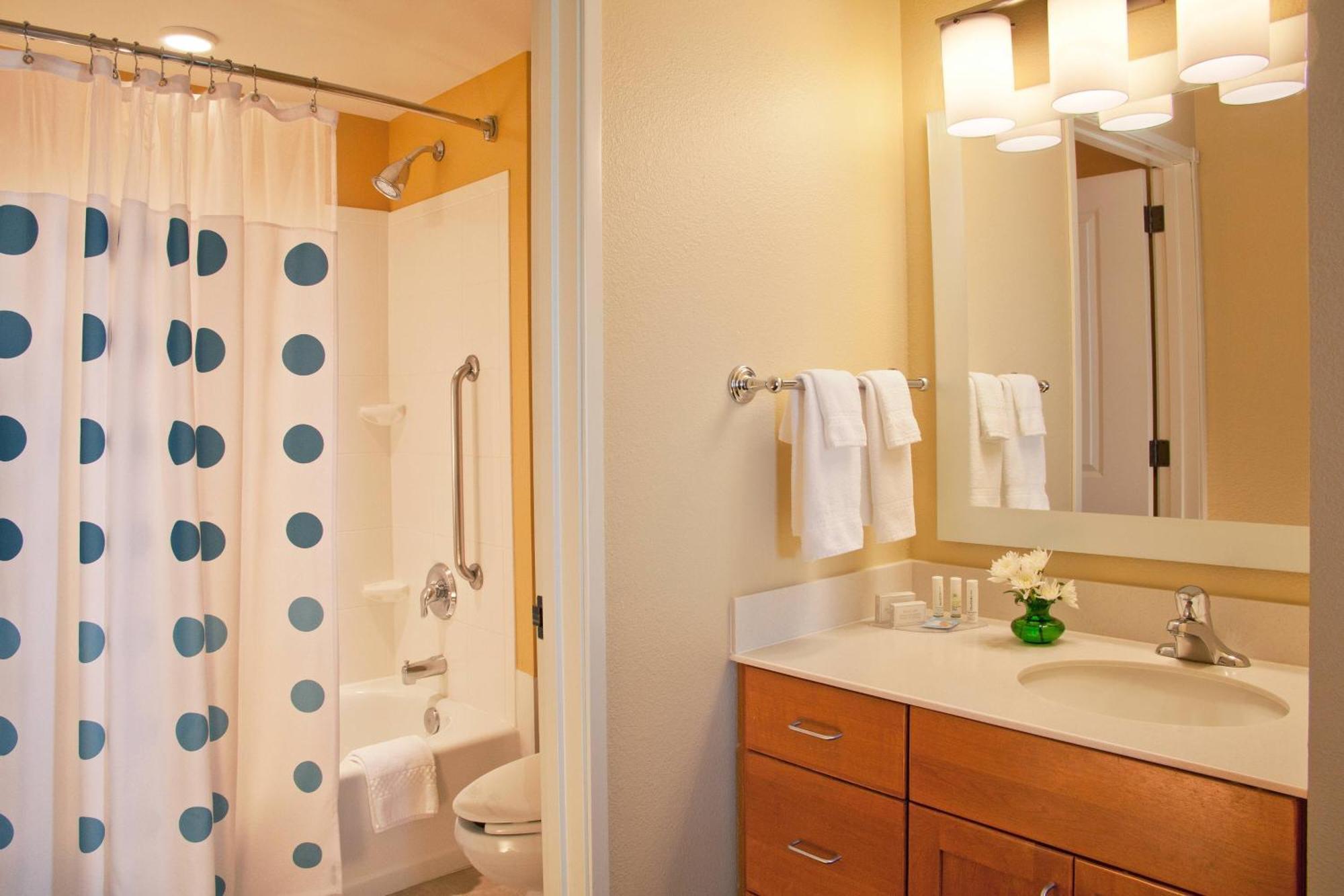 Towneplace Suites Μέντφορντ Εξωτερικό φωτογραφία