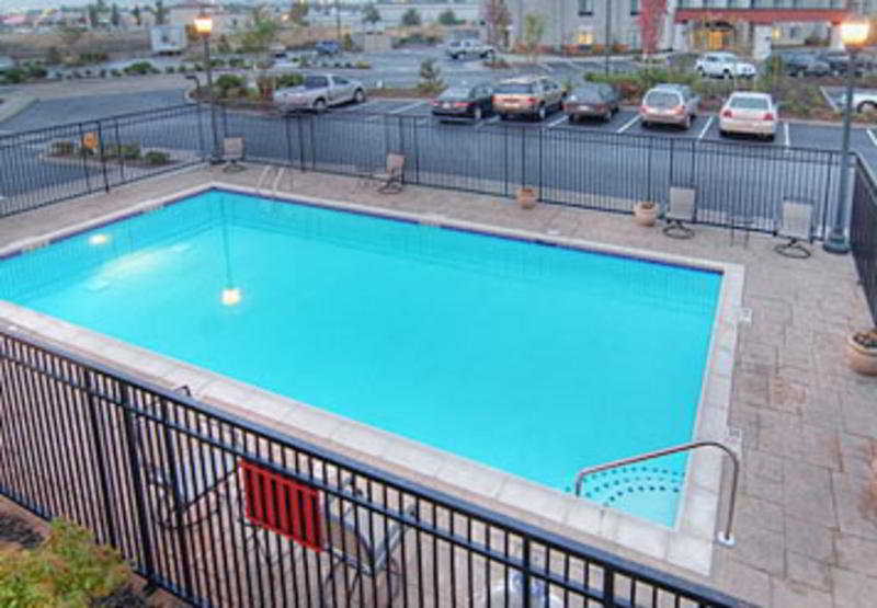 Towneplace Suites Μέντφορντ Εξωτερικό φωτογραφία