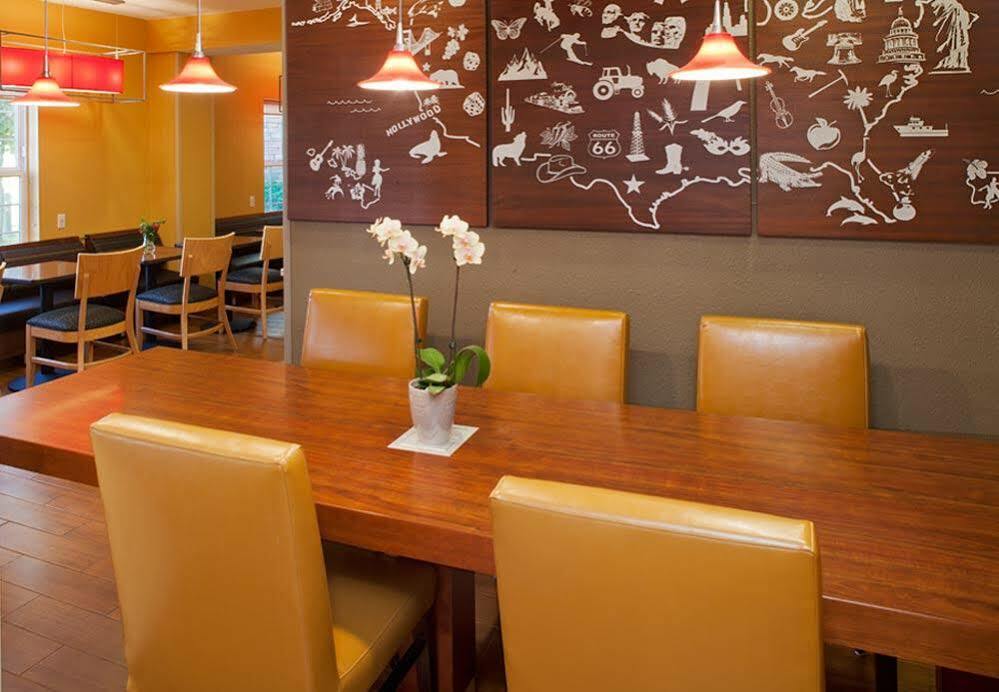 Towneplace Suites Μέντφορντ Εξωτερικό φωτογραφία